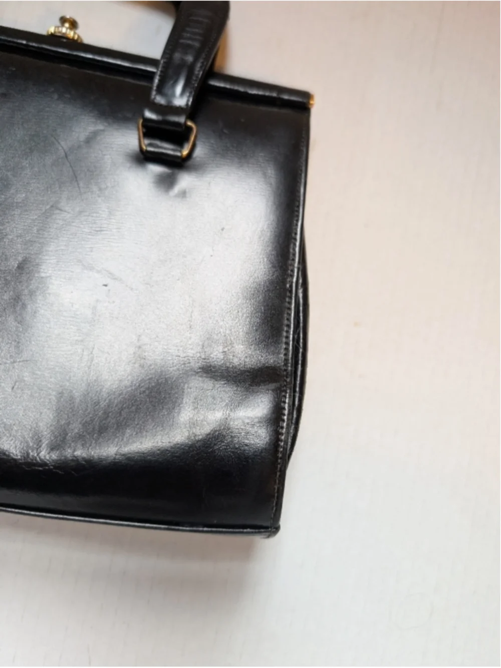 Vintage black leather top-handle handbag MCM in VGUC